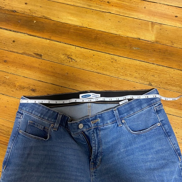 Old Navy Jeans - Picture 5 of 7